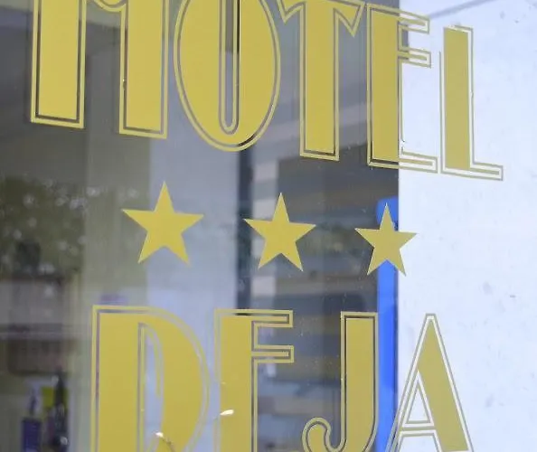 Deja 3* تيرانا