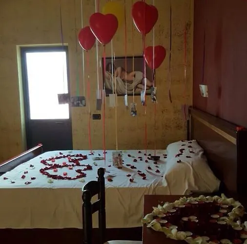 Deja 3* تيرانا